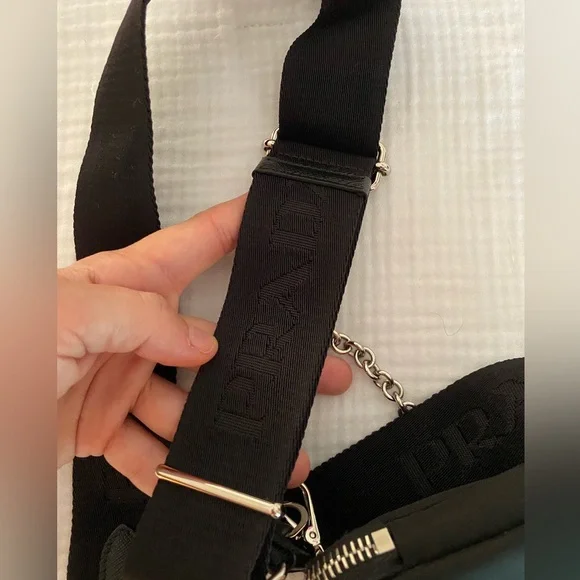 Prada Nylon Re-edition 2005 Shoulder Bag black - Picture 5 of 16